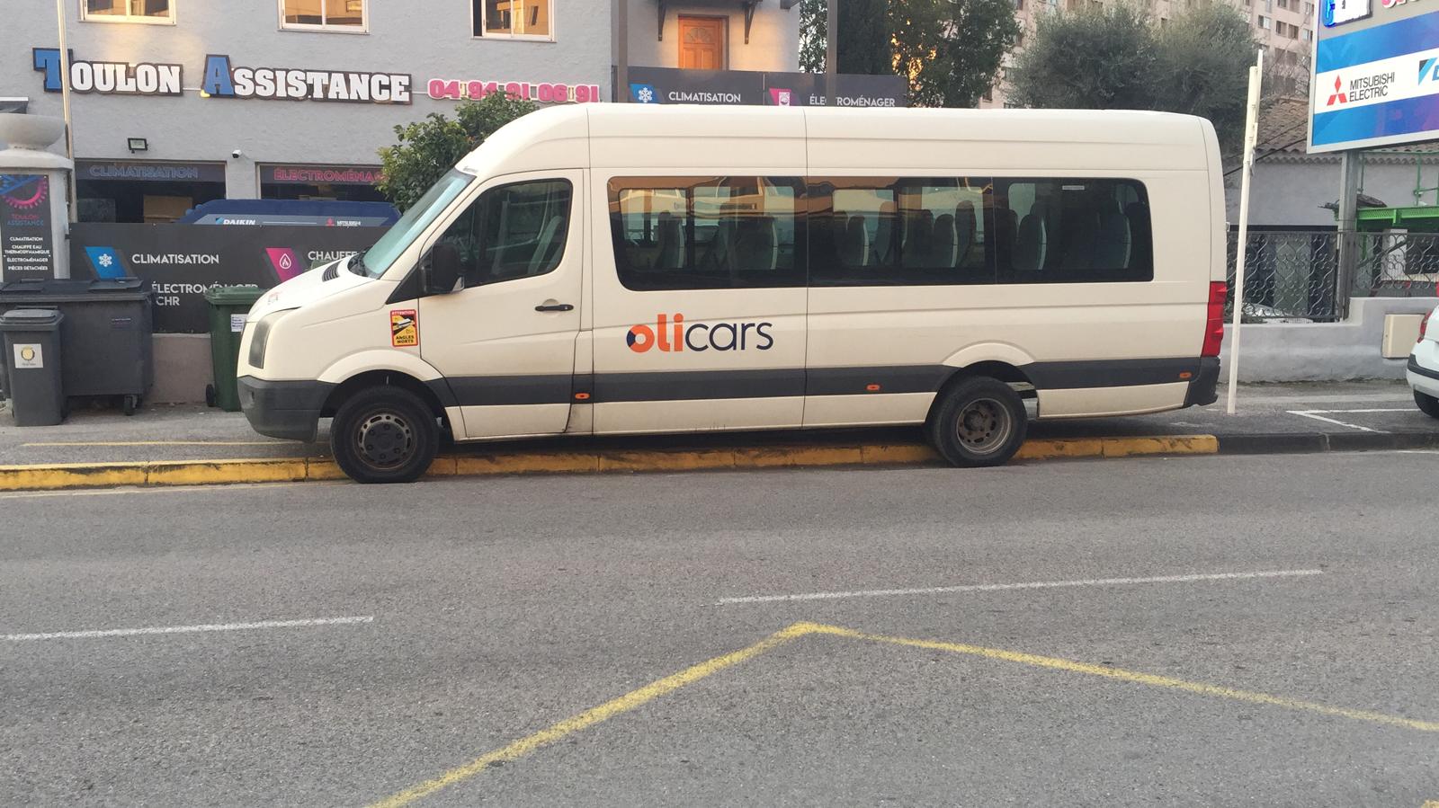 Volkswagen Crafter scolaire Olicars Toulon